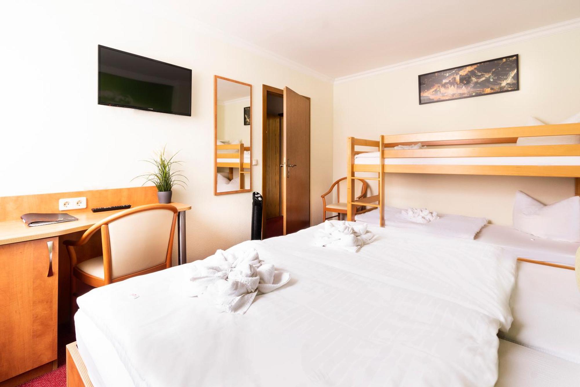 Cityhotel Bernburg Quarto foto